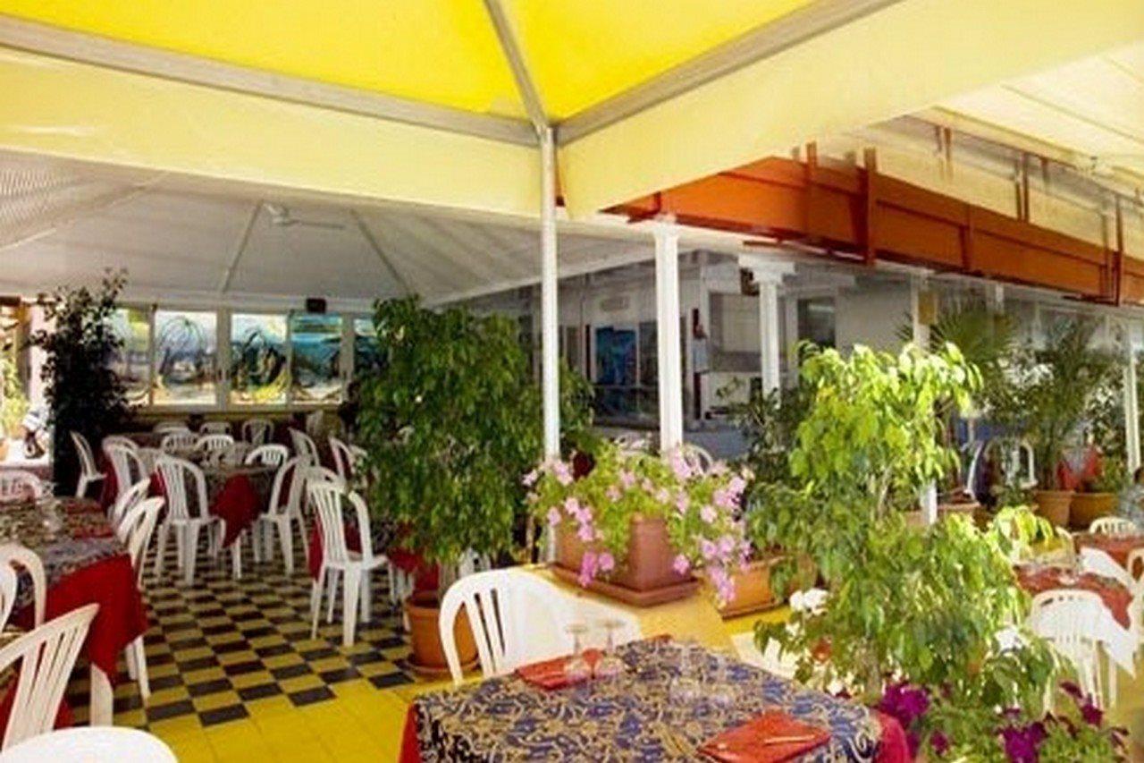 Hotel Da Peppe Летоянні Екстер'єр фото