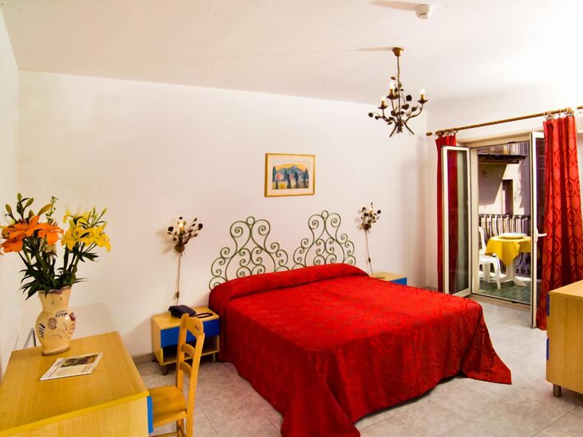 Hotel Da Peppe Летоянні Екстер'єр фото
