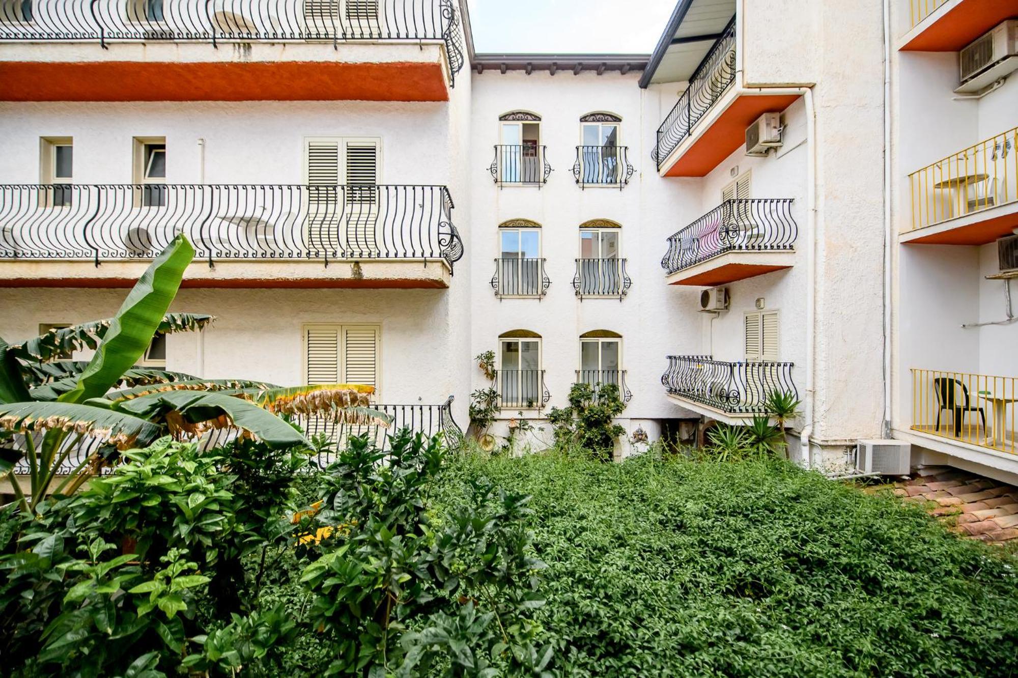 Hotel Da Peppe Летоянні Екстер'єр фото
